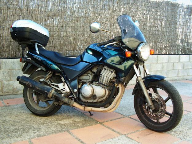 VENDO O CAMBIO HONDA CB 500