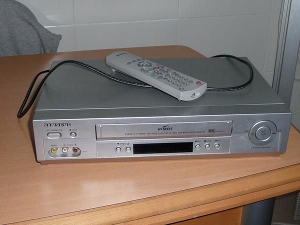 VENDO VIDEO VHS SAMSUNG