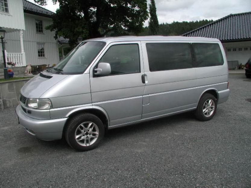 Volkswagen Caravelle 2.5 TDI Año 2001
