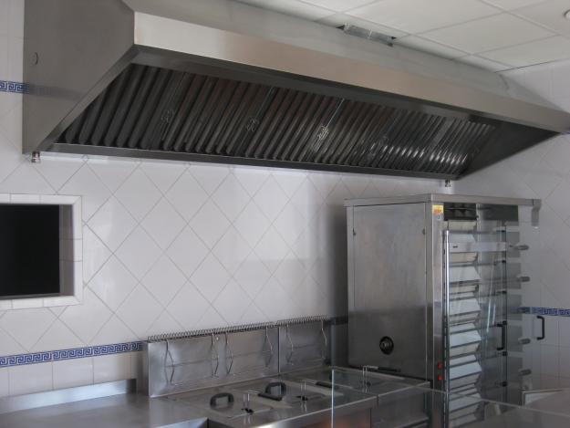 Se vende asador-freiduria totalmente equipado y con licencia de apertura.Precio a Convenir