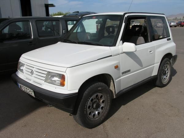 SUZUKI VITARA 1.6 i 75 CV CON 4 X 4