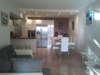 Apartamento en residencia : 4/5 personas - piscina - vistas a mar - niza  alpes maritimos  provenza-alpes-costa azul  fr