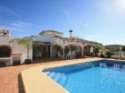 Chalet con 5 dormitorios se vende en Moraira, Costa Blanca - mejor precio | unprecio.es