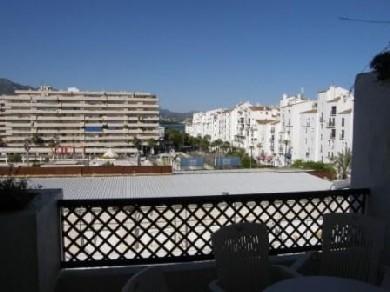 Apartamento con 3 dormitorios se vende en Marbella, Costa del Sol