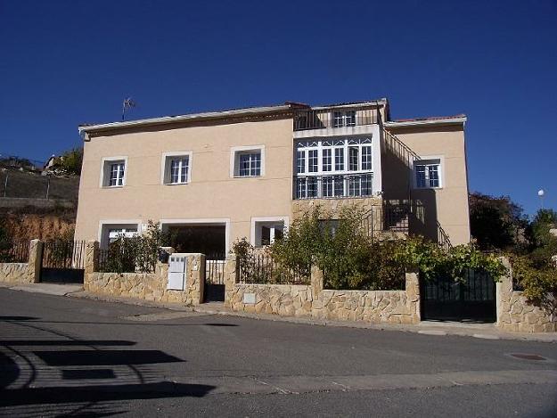 Chalet en Espinosa de Henares