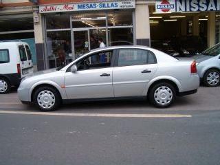 Venta de coche Opel VECTRA DTI '03 en Renteria