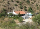 Chalet con 2 dormitorios se vende en Alora - mejor precio | unprecio.es