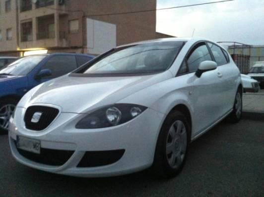 seat leon ocasion 1900 tdi 105 cavallos, 4 modelos disponibles, azul, gris, 2 blanco