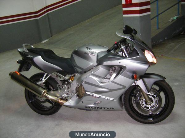VENDO CBR TOTALMENTE NUEVA