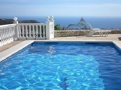 Chalet con 3 dormitorios se vende en Arenas, Axarquia