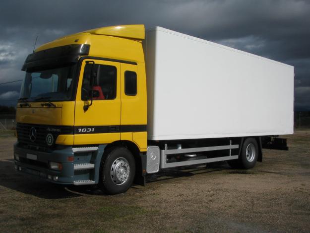 Mercedes Benz Actros. Autoescuela