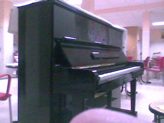 Vendo PIANO Vertical