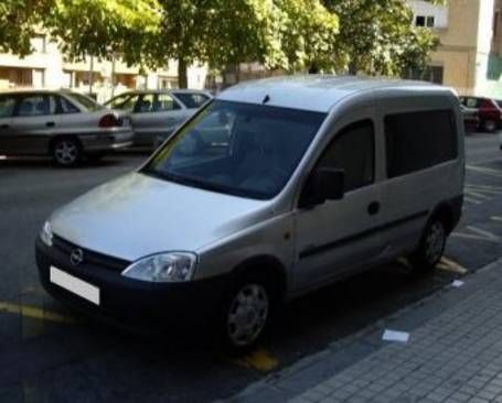 Opel Combo essentia 1.7 CDTI combi 100