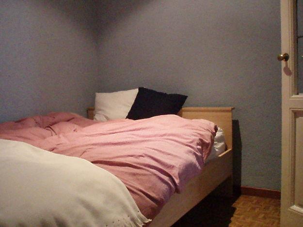 Vendo Cama y Escritorio por motivo de viaje