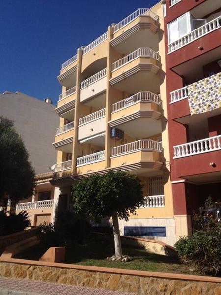 Amplisimo apartamento muy cerca de la Playa - Torrevieja