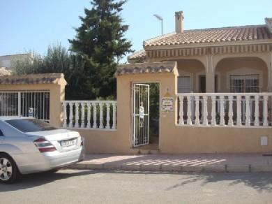 Bungalow con 2 dormitorios se vende en Ciudad Quesada, Costa Blanca