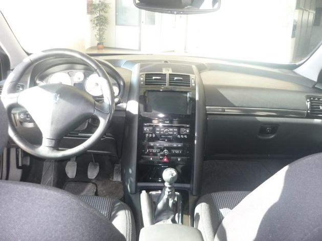 PEUGEOT 407 SW 2.0HDI Sport 140