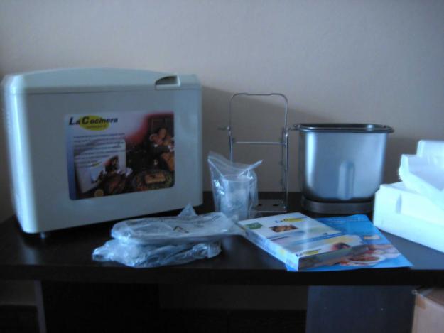 Robot de cocina La Cocinera. Modelo LC9400. Nunca utilizado.