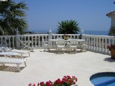 Chalet con 4 dormitorios se vende en Mijas Costa, Costa del Sol