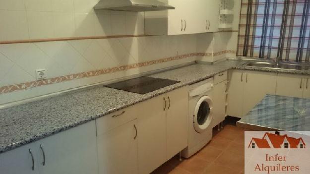 Piso 2 dormitorios, 1 baños, 0 garajes, Seminuevo, en Chiclana, Cadiz