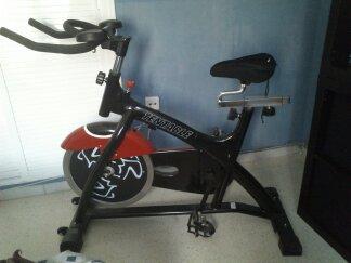 Se vende bicicleta de spinning