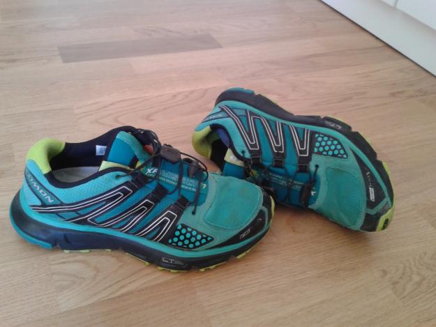 Vendo zapatillas  salomon mujer xr mission cs w