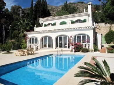 Chalet con 5 dormitorios se vende en Mijas Pueblo, Costa del Sol