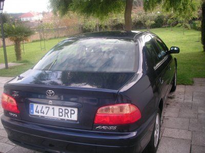 TOYOTA AVENSIS D4D TEMPUS - La Coruna