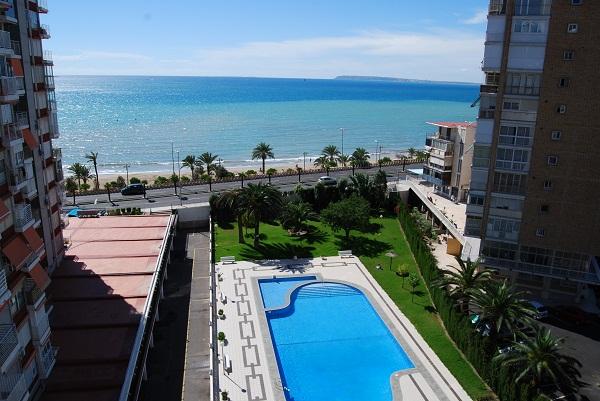 precioso apartamento con vistas al mar