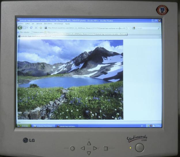 Monitor de ordenador LG Studioworks E700B