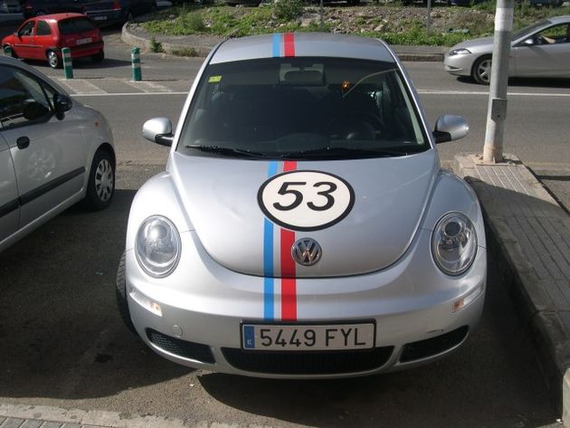 VOLKSWAGEN New Beetle 1.6