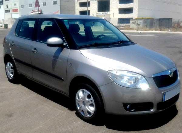 Skoda Fabia 1.4i 16v Young 86 CV