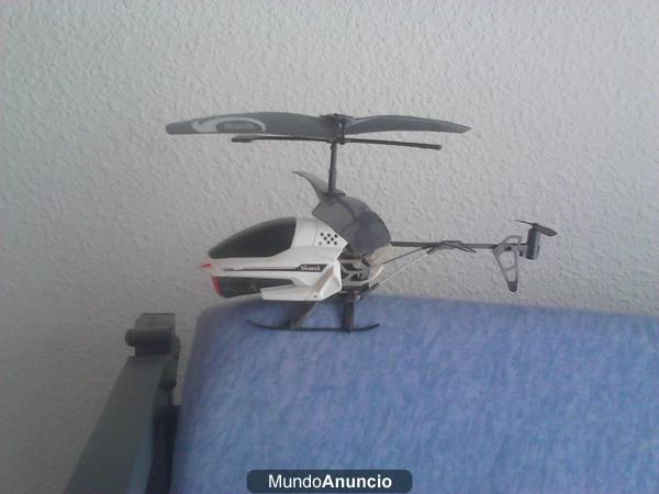 vendo coche y helicopteros de radiocontrol
