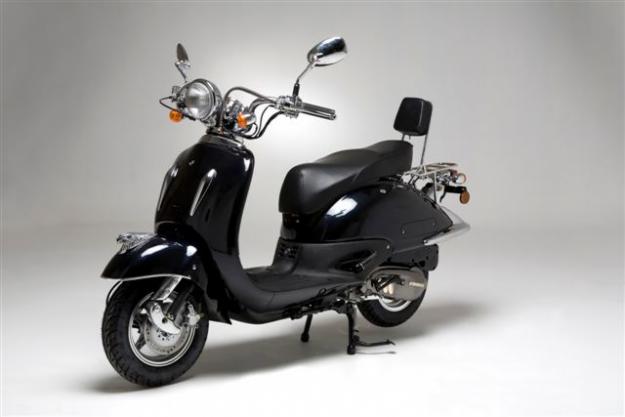 Nueva Scooter Cooltra Cruiser/Classic 125cc por sólo 999€*