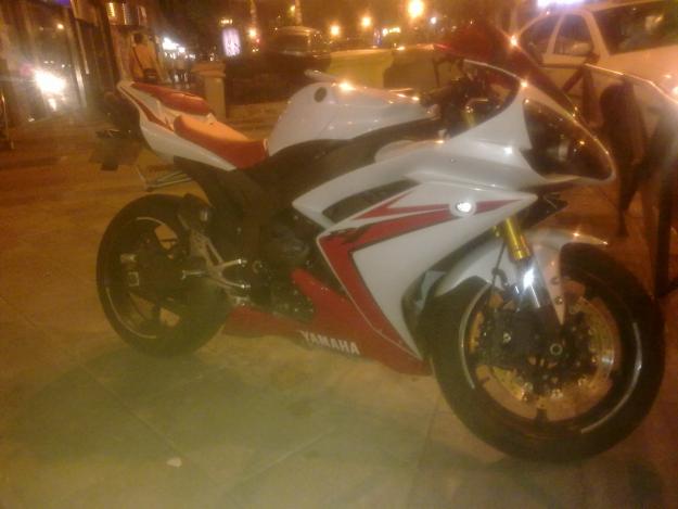 Yamaha R1 diciembre 2007
