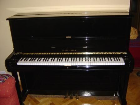 PIANO YOUNG CHANG U-121