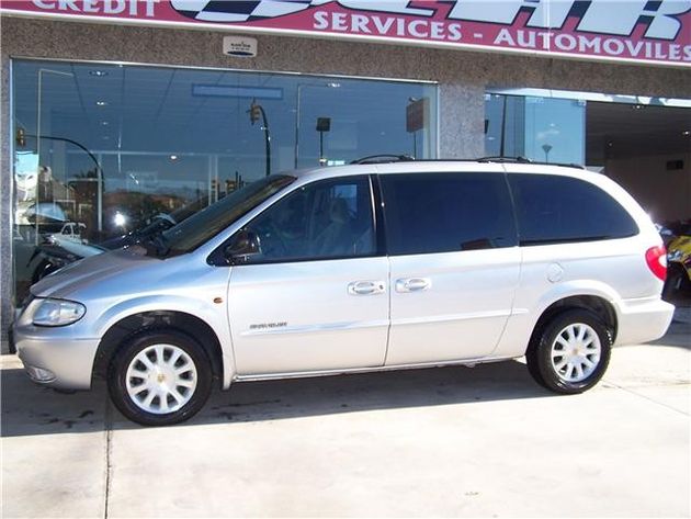 CHRYSLER GRAND VOYAGER 3.3 V6 LX AUT.