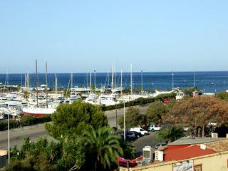 2b  , 2ba   in Denia,  Costa Blanca South   - 275000  EUR