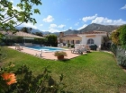 Chalet con 3 dormitorios se vende en Benalmadena Costa, Costa del Sol - mejor precio | unprecio.es