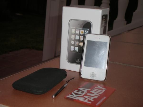 se vende mini iphone, dual sim!! nuevo a estrenar