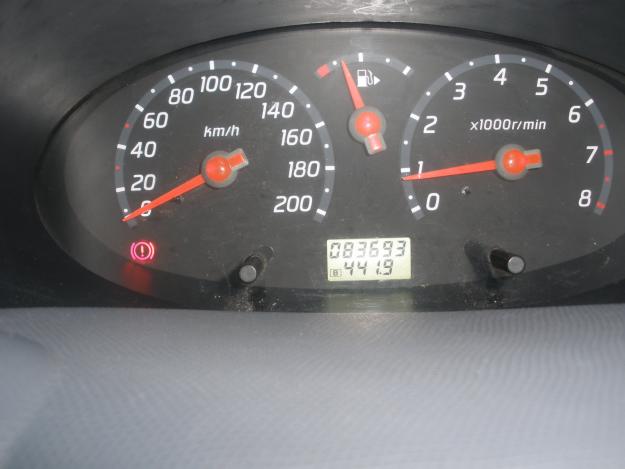 Nissan Micra Visia Plus 1.2 gasolina, 86.000 kilómetros