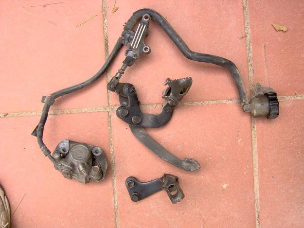 Bombín y pedal freno trasero Yamaha XT 650
