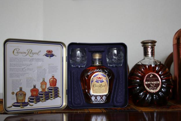 Venta de botellas Cognac y Whisky antiguas
