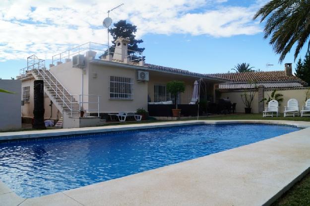 Villas a la venta en Atalaya Costa del Sol