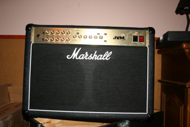 amplificador de guitarra combo MARSHALL JVM 205C 2X12