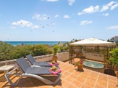 Chalet con 3 dormitorios se vende en Benalmadena Costa, Costa del Sol
