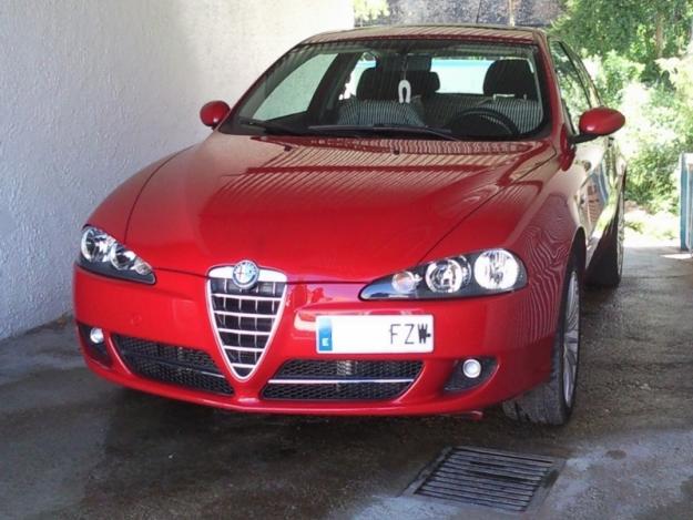 Espectacular Alfa Romeo 147 jtd, Distintive