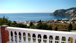 4b  , 3ba   in La Herradura,  Granada   - 469000  EUR