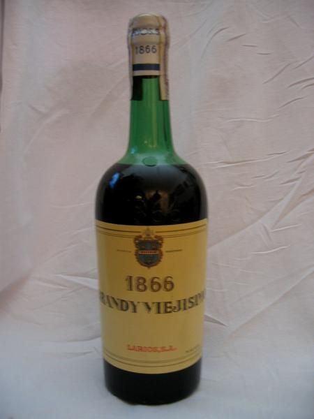 BRANDY VIEJISIMO 1866 LARIOS S.A.. SELLO 80 (OCHENTA) CENTIMOS