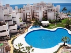 Apartamento con 2 dormitorios se vende en Estepona, Costa del Sol - mejor precio | unprecio.es